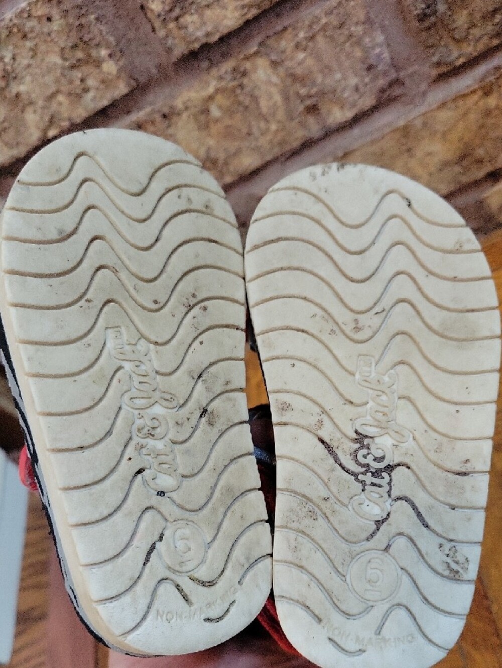Cat & Jack Kids Red Adjustable Strap Sandals Size 6 Outdoor Summer - Picture 5 of 7